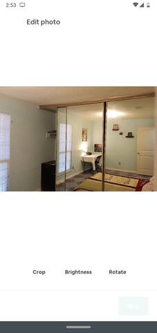 Big Cozy Family Room near IAH BUSH Airport