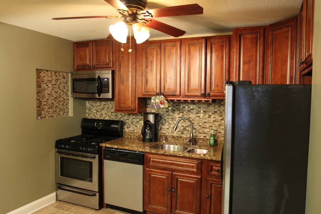 Kitchen 1