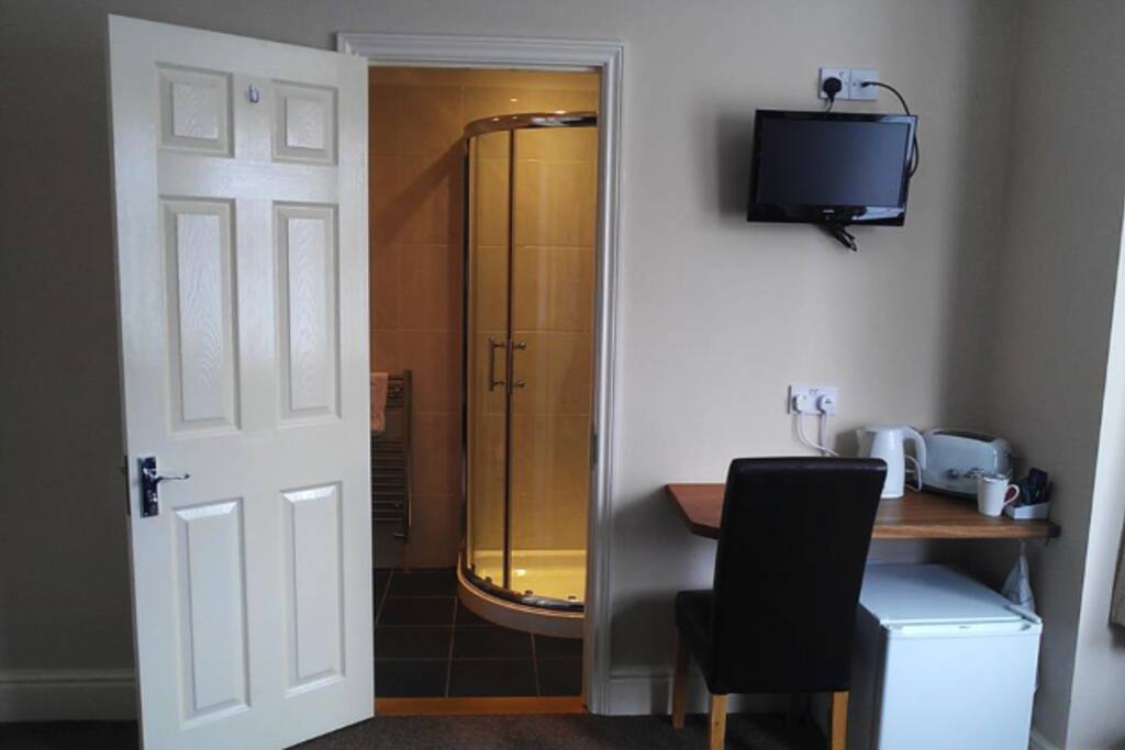 Twin ensuite room