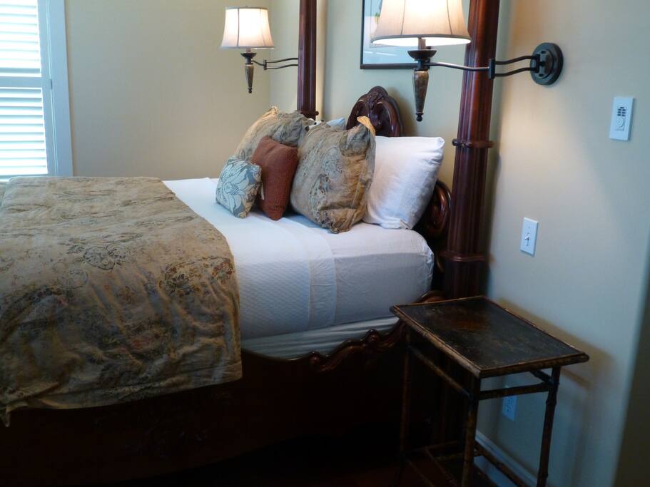 Queen bed
