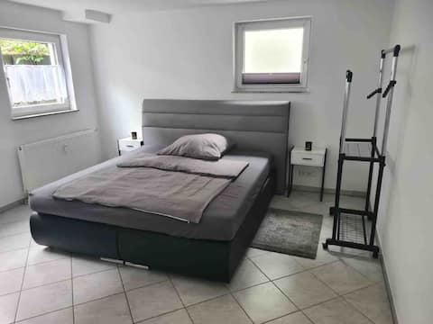 Cozy three-room apartment with super connection!