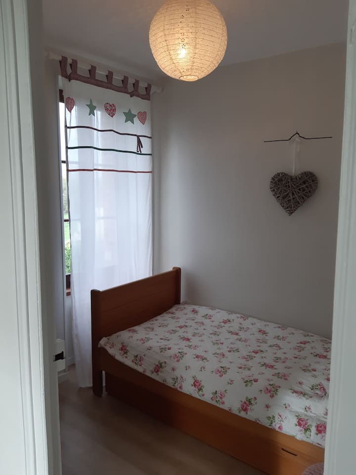 საძინებელი 3