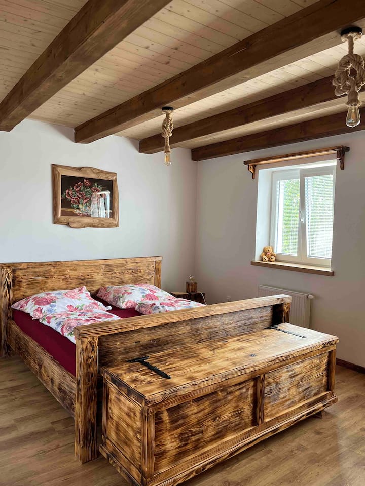 Dhomë gjumi 1