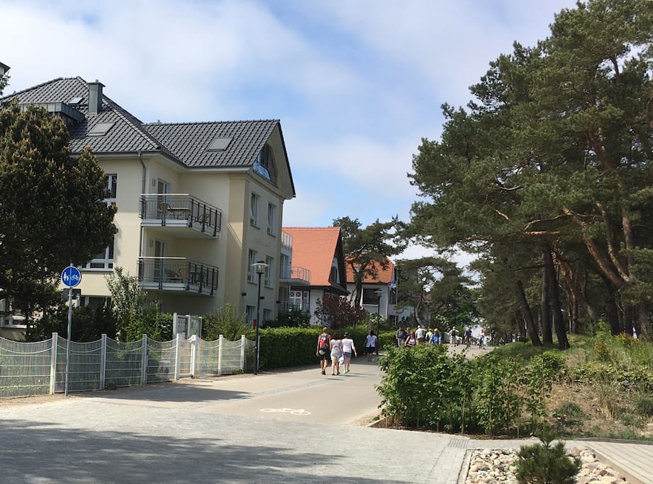 5 km lange Strandpromenade vor dem Haus