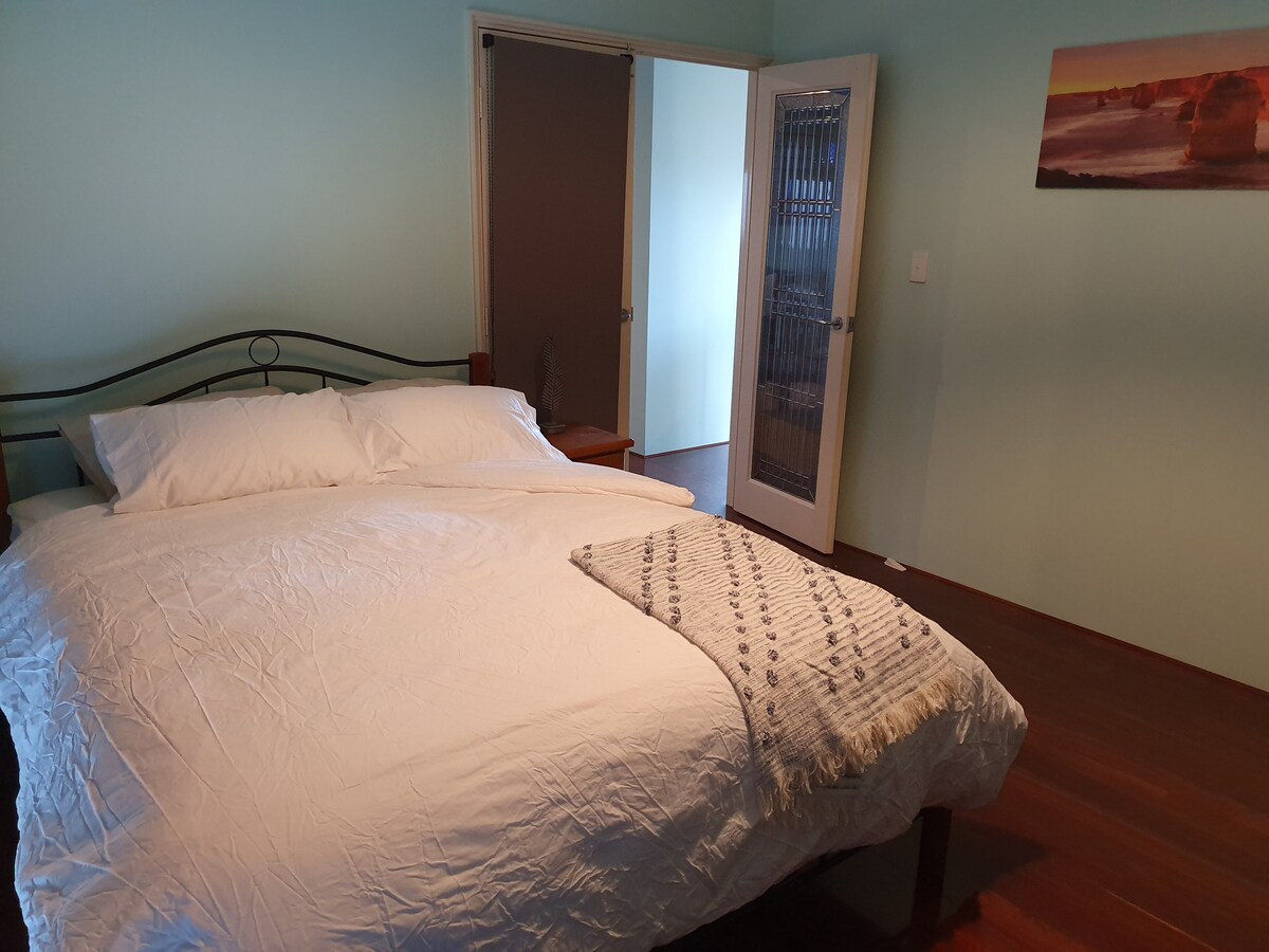 ห้องนอนที่ 2 ชั้นล่าง