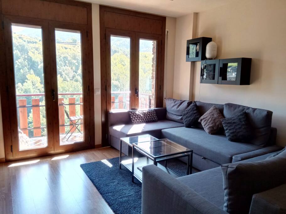 Salon-comedor con Terraza