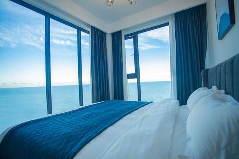 270度海景三室一厅c，3个卧室都可看海，近银滩侨港码头，离海200米