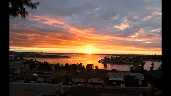 "San Diego Bay Park Paradise" Ideal Location& View - San Diego, CA