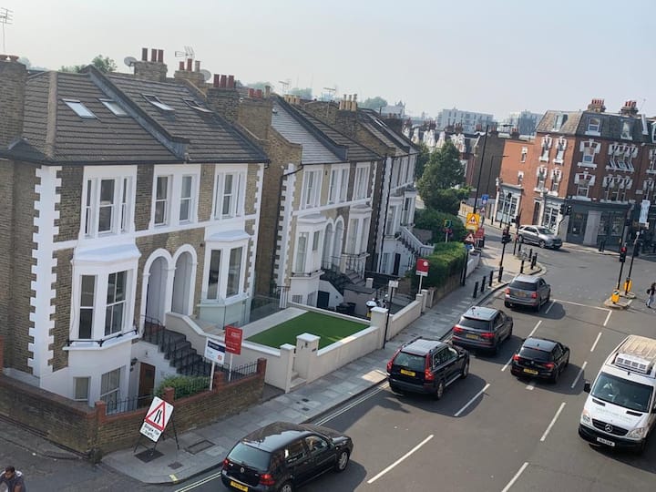 London Lovely Flat In Fulham Road - Barnes