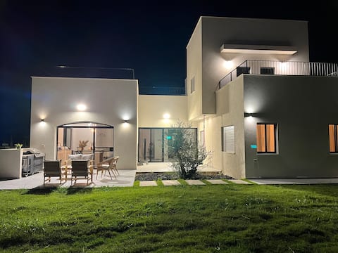 Perlstein Villa