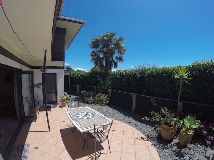 Spacious private unit with indoor outdoor flow Apartments for Rent in Tauranga, Bay Of Plenty