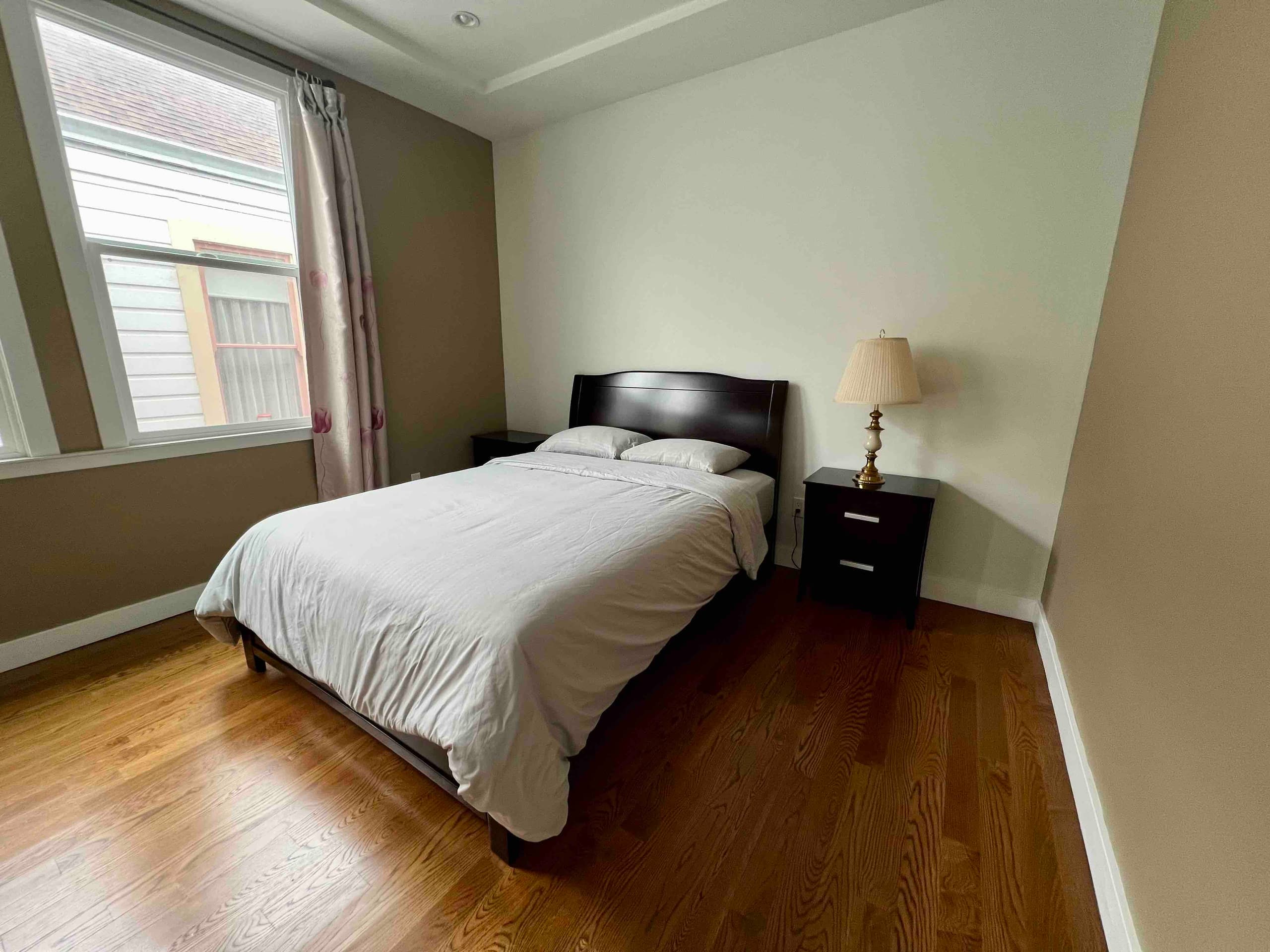 Home in San Francisco · ★4.92 · 3 bedrooms · 3 beds · 2 baths - Image 13