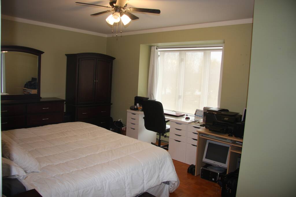 Master Bedroom - Chambre des maîtres
