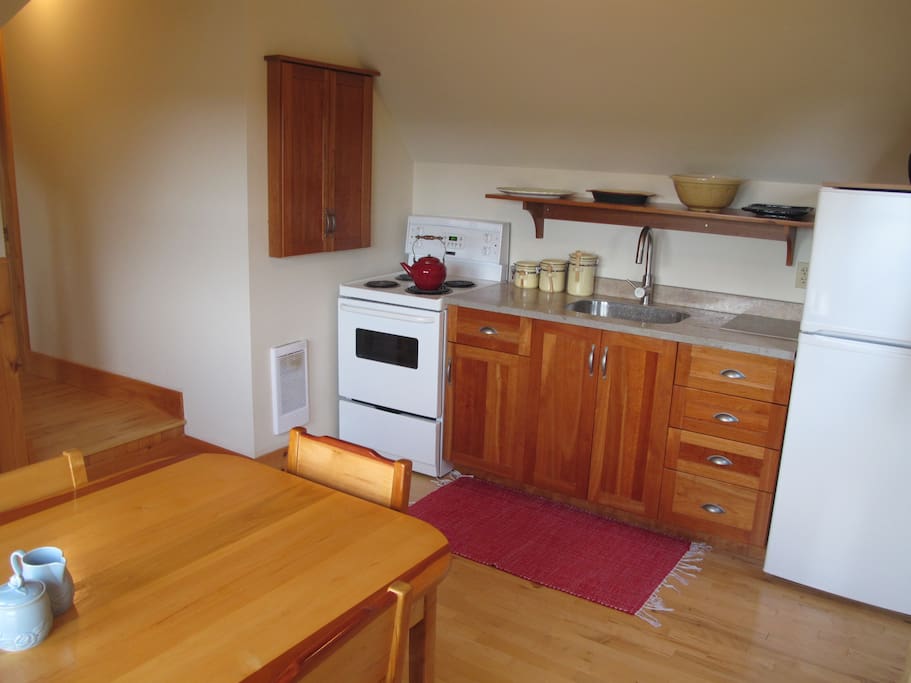 Kitchen and dining area