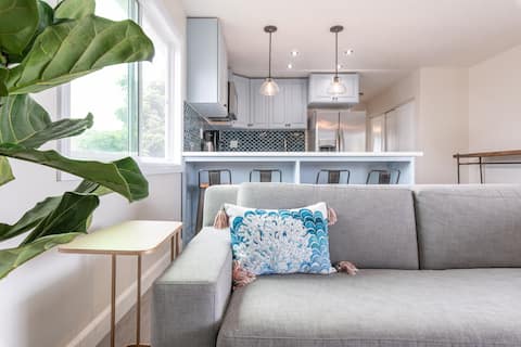 Successful Airbnb property: Blue Beach House 🏖 5 blocks to Beach /Restaurants in San Diego