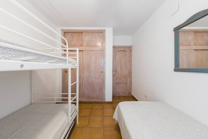 غرفة النوم 2