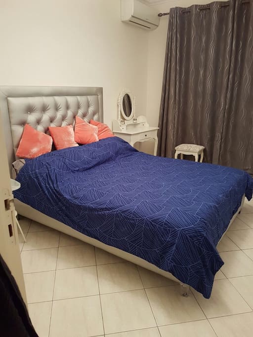 Chambre à coucher 1