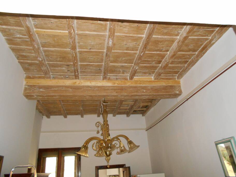 Soffitti a cassettone
Ancient roof