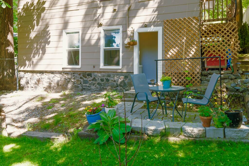 Back of the house/apartment entrance.