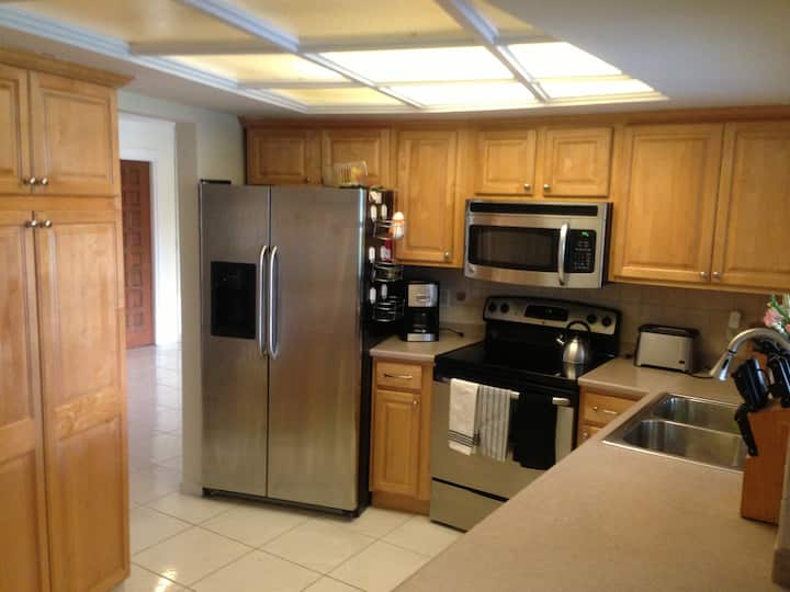 Entire pool home on lake in Tampa Houses for Rent in Tampa, Florida