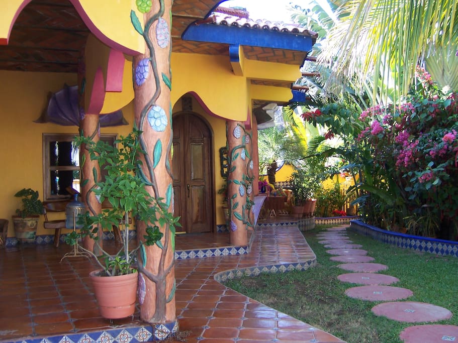 Delightful Beachfront Casita/Private Patio Flats for Rent in Los Ayala, Nayarit, Mexico
