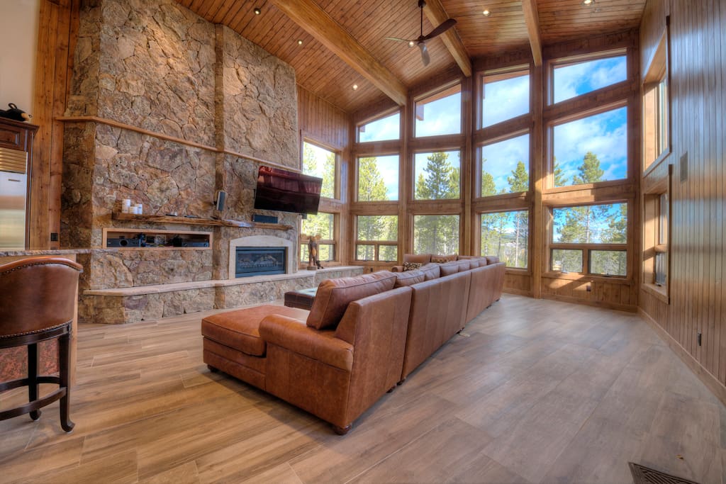 25 Foot Ceilings