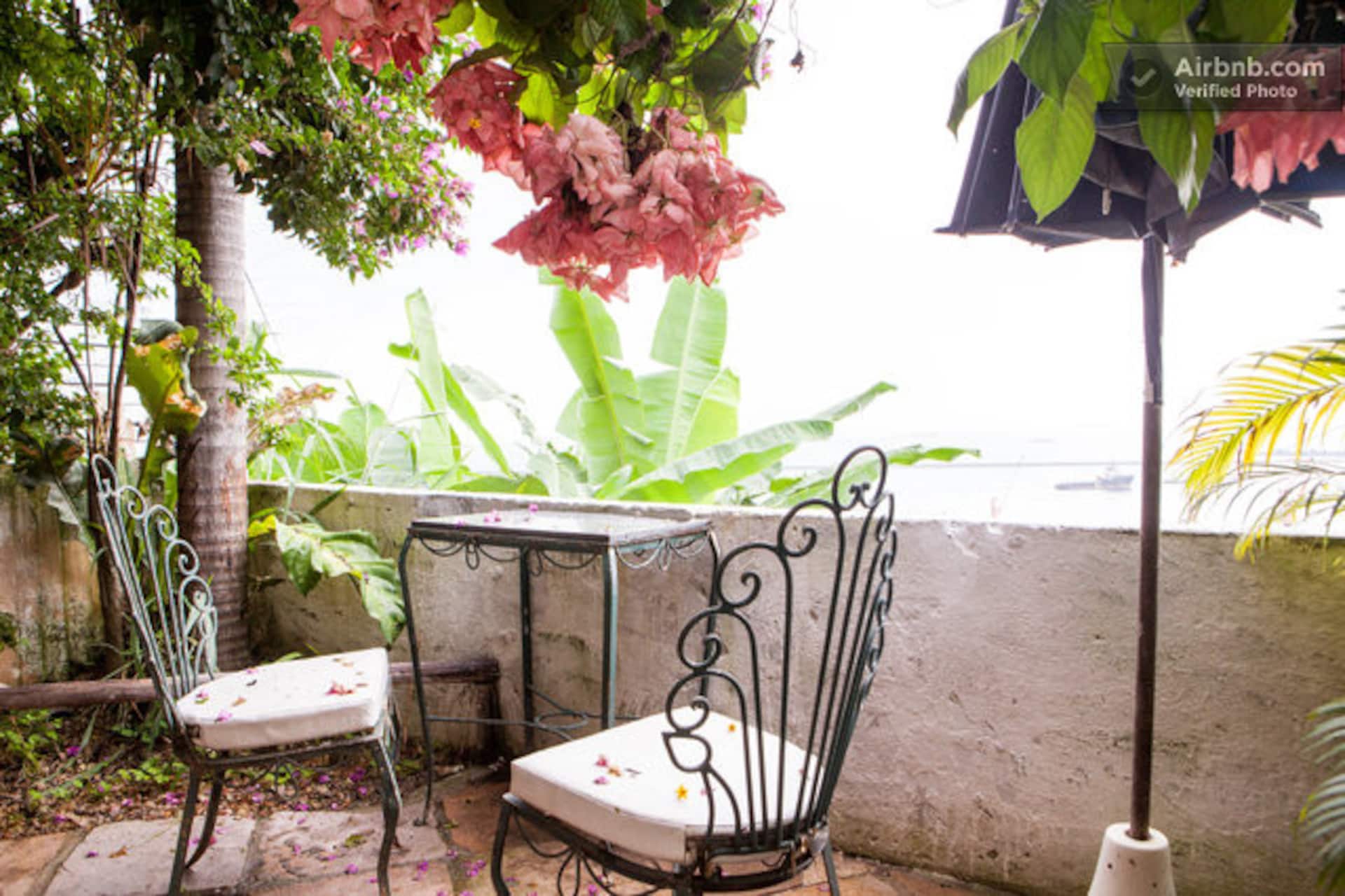 Sto Antonio Studio 33 m2 with garden and bay view.