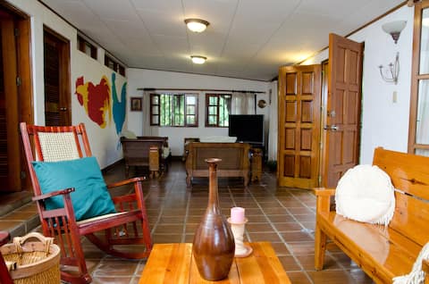 Beautiful Country Villa at Volcano Managua-Masaya