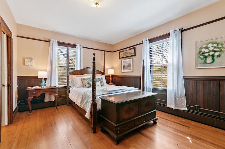Morgan's Room
