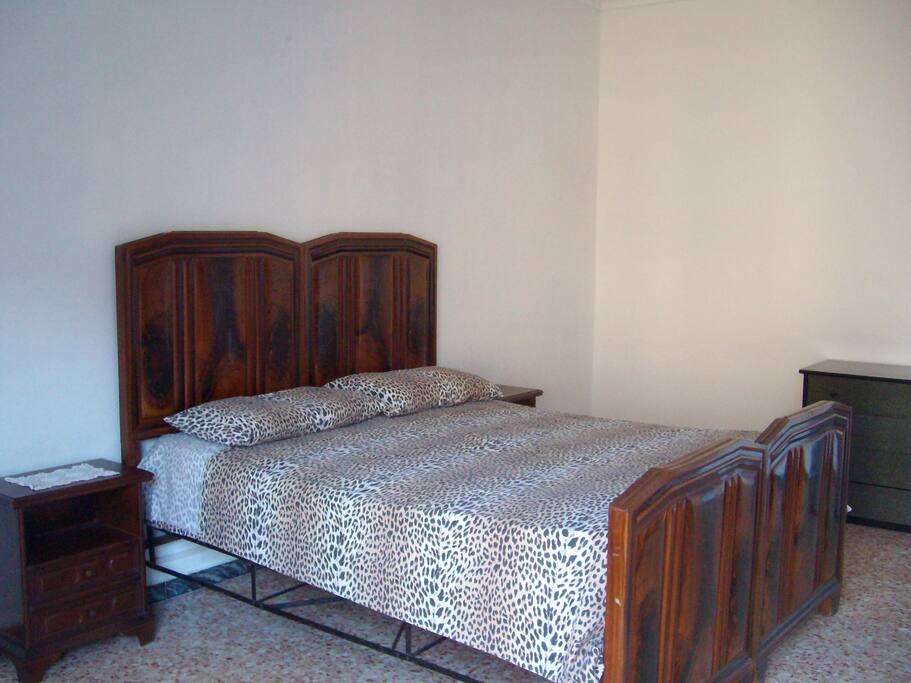 letto matrimoniale