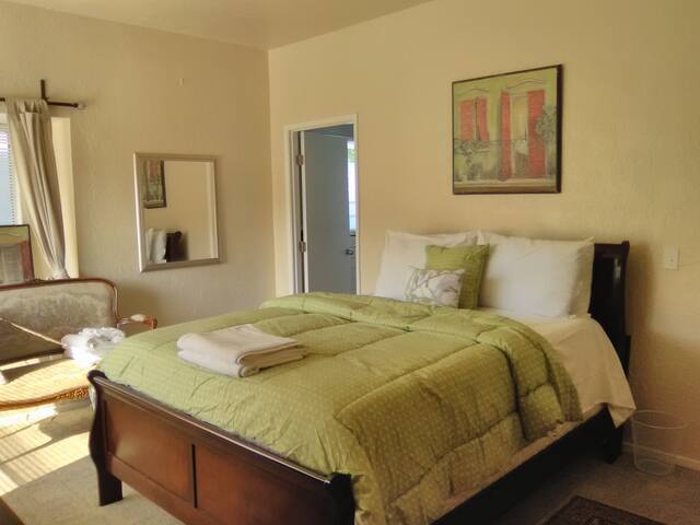Lake Merritt 4 Bed 4 Bath Top Loc & Value gallery image 4