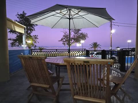 BLUEHOUSE KALLISTI Luxurious Seashore Suite!