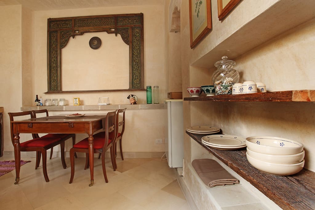cucina in tipica muratura salentina