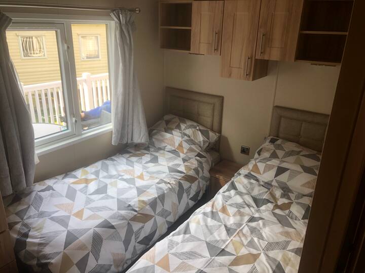 Dormitorio individual doble