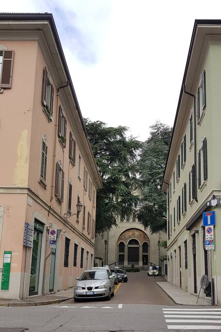 via di accesso alla casa