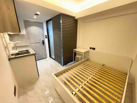 Monthly rental StudioM18 suite with washer
