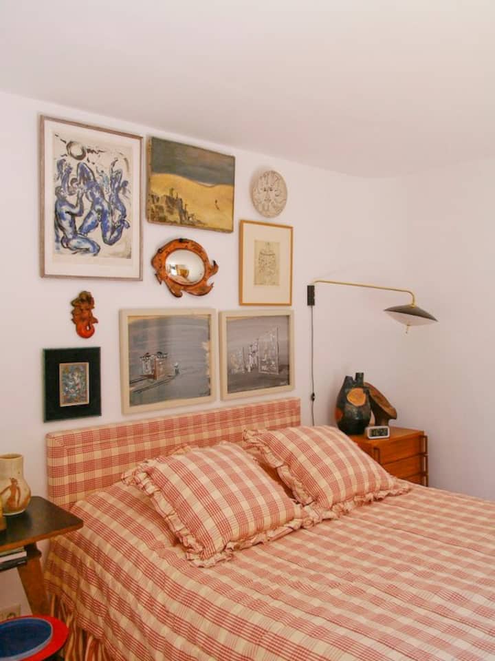 غرفة النوم 2