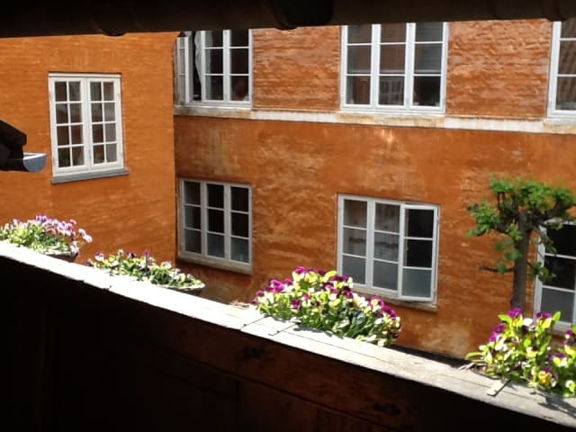 Uniqe, cosy, modern,Christianshavn gallery image 4