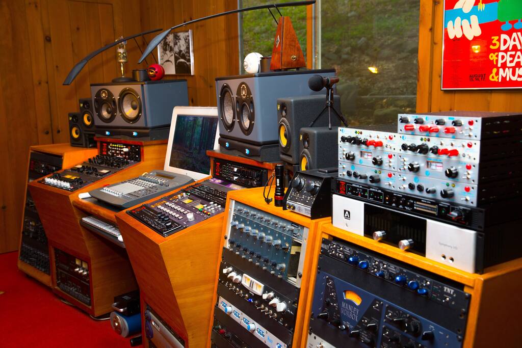 Studio Mix Room