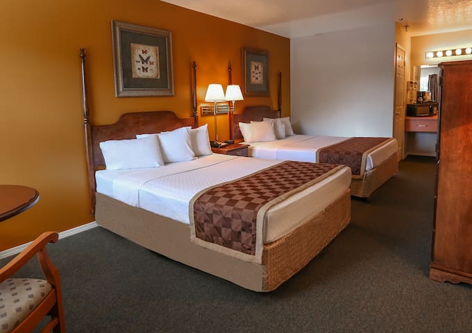 Private Room - Branson King Resort and Suites