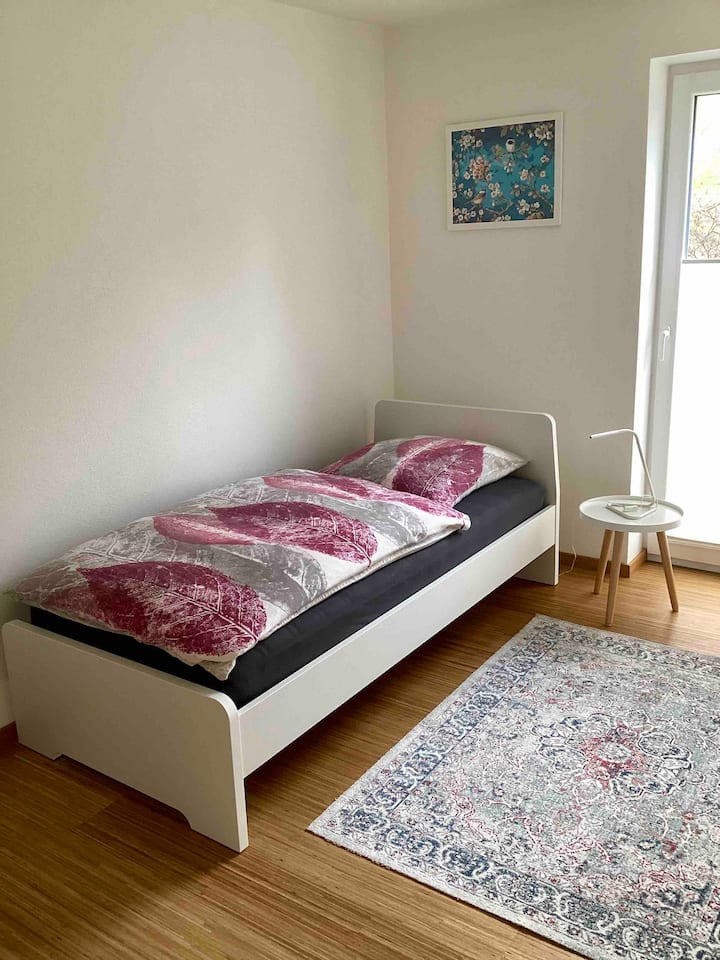 Chumba cha kulala Na.2 kilicho na kitanda cha mtu mmoja