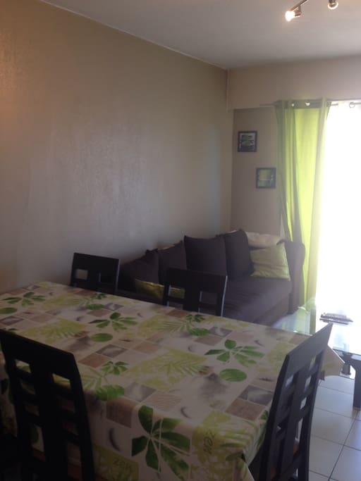 Grande table