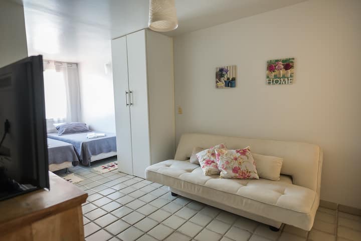 Აპარტამენტი 4 გასაშლელი დივნით