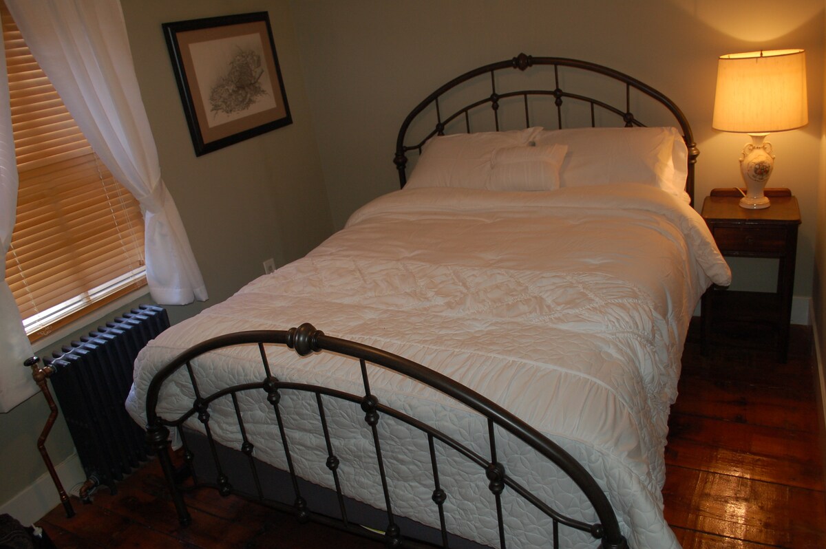 Druhá spálňa s manželskou posteľou