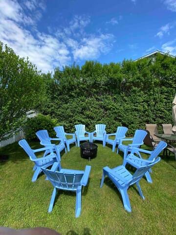 Beach Home with Roof Deck across from Easton beach gallery image 2