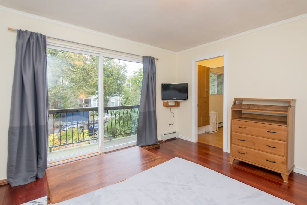 Second bedroom