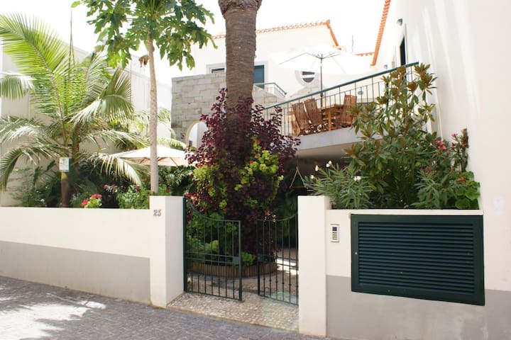 Get Apartamentos de um quarto em palm beach gardens For Android Apartamentos De Um Quarto Em Palm Beach Gardens