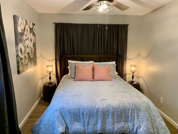 Queen საძინებელი 2 