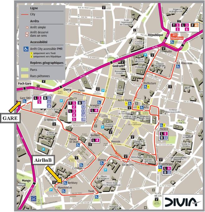 Une navette gratuite DiviaCity relie facilement la gare et l'appartement.