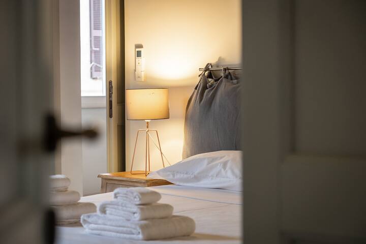 Rome Historical Apartment – Arco dei Banchi gallery image 5